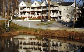 Acorn Hill Lodge Lynchburg Virginia